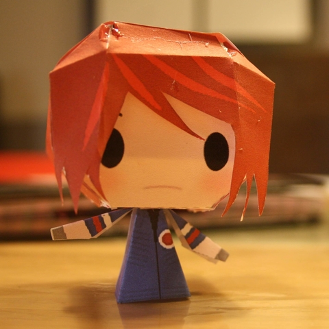 Çocuklar İçin  Pop Yıldızları Chibi Bebekleri Kağıt Kübik Oyuncaklar Şablonu  