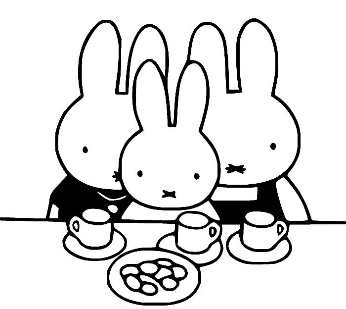 Çocuklar İçin Miffy Boyama Sayfaları 