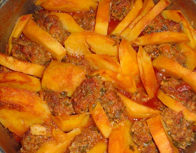 Patatesli Köfte Yemeği