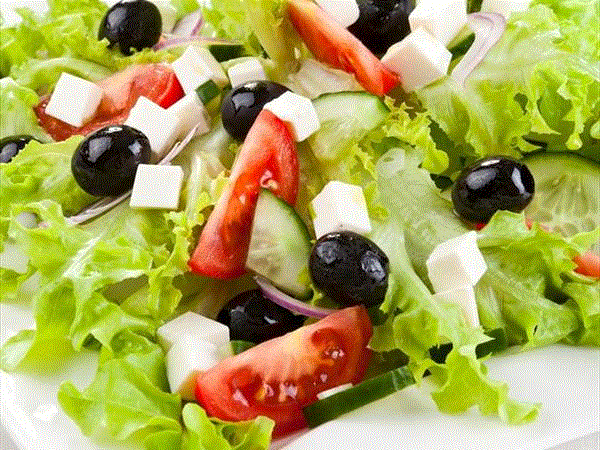 Akdeniz Salatası