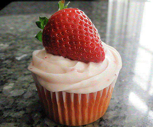 Çilekli Cupcake