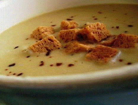 Bayat Ekmek Çorbası